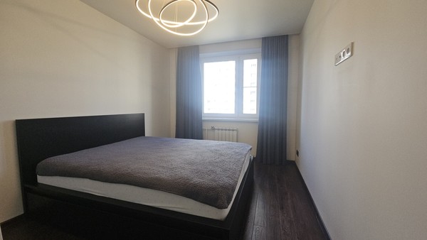 Продам трехкомнатную (3-комн.) квартиру, Южная ул, 14, Дрожжино рп