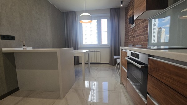 Продам трехкомнатную (3-комн.) квартиру, Южная ул, 14, Дрожжино рп