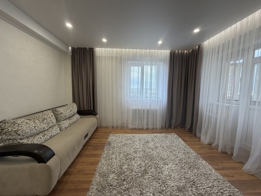 Продам двухкомнатную (2-комн.) квартиру, Академика Глушко ул, 37, Казань г