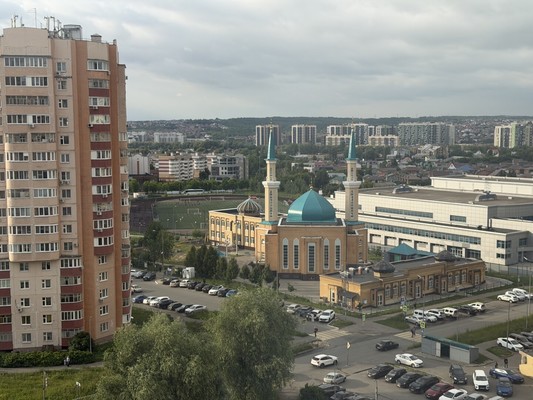 Продам двухкомнатную (2-комн.) квартиру, Академика Глушко ул, 37, Казань г