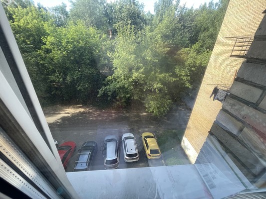 Продам комнату в 8-комн. квартире, Школьная ул, 4, Ангелово с