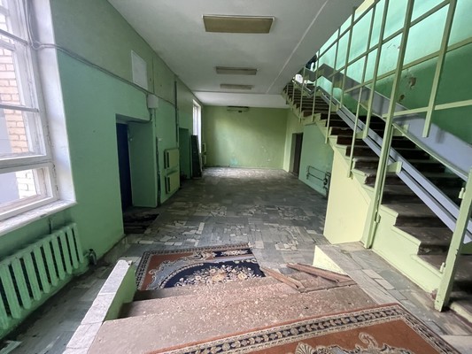 Продам комнату в 8-комн. квартире, Школьная ул, 4, Ангелово с