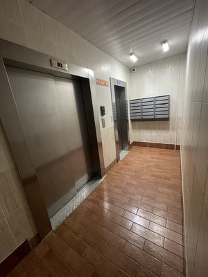 Продам двухкомнатную (2-комн.) квартиру, Митинская ул, 37, Москва г