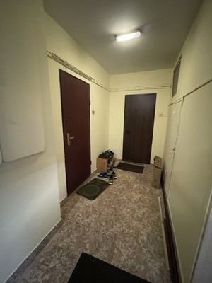 Продам двухкомнатную (2-комн.) квартиру, Митинская ул, 37, Москва г