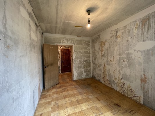 Продам двухкомнатную (2-комн.) квартиру, Митинская ул, 37, Москва г