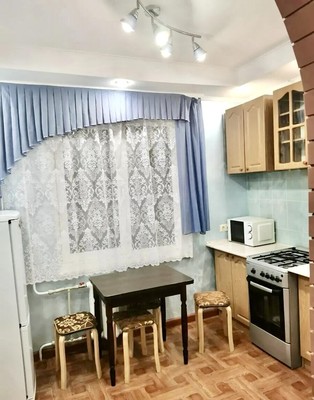 Продам однокомнатную (1-комн.) квартиру, 1 Конной Армии ул, 74А, Симферополь г