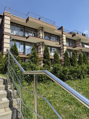 Продам трехкомнатную (3-комн.) квартиру, Прибрежная ул, 17, Троицк г