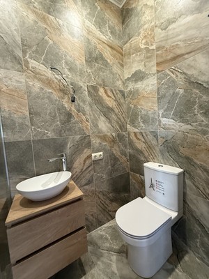Продам трехкомнатную (3-комн.) квартиру, Прибрежная ул, 17, Троицк г