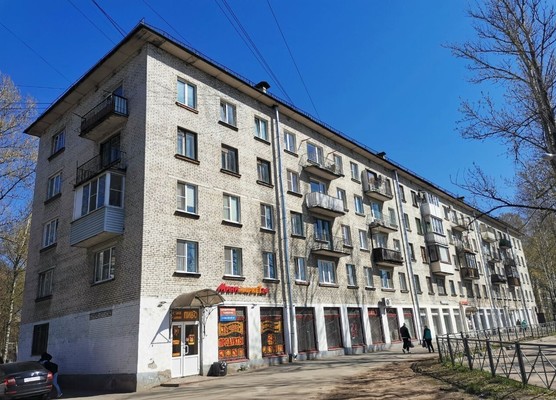 Продам двухкомнатную (2-комн.) квартиру, Плановая ул, 6, Металлострой п