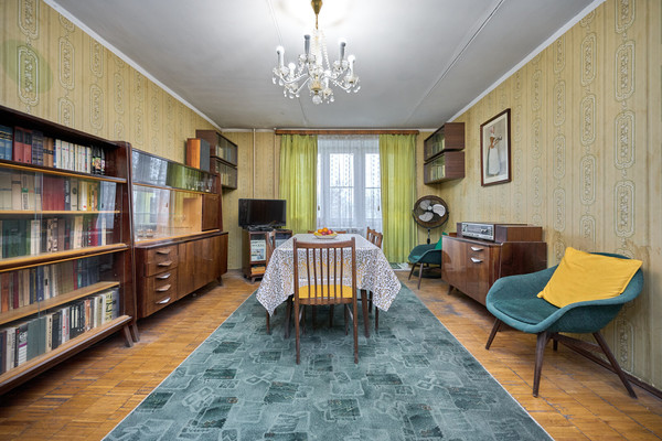 Продам двухкомнатную (2-комн.) квартиру, Просторная ул, 6, Москва г