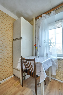 Продам двухкомнатную (2-комн.) квартиру, Просторная ул, 6, Москва г