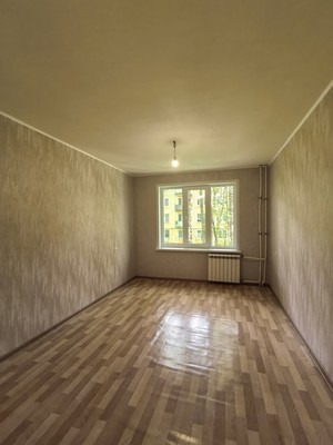 Продам двухкомнатную (2-комн.) квартиру, Ивовая ул, 4, Алексеевка д