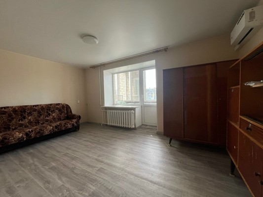 Продам двухкомнатную (2-комн.) квартиру, Чкалова ул, 6, Пермь г