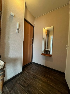Продам двухкомнатную (2-комн.) квартиру, Чкалова ул, 6, Пермь г