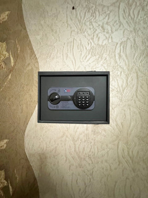 Продам трехкомнатную (3-комн.) квартиру, Чистопольская ул, 16/15, Казань г