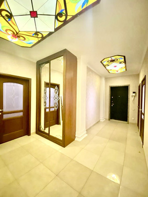 Продам трехкомнатную (3-комн.) квартиру, Чистопольская ул, 16/15, Казань г