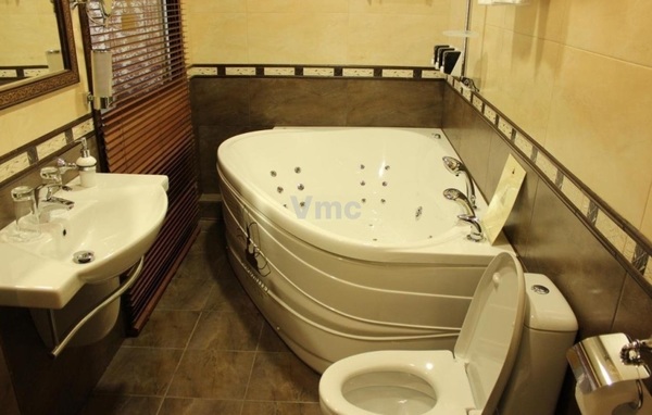 Продам коммерческое помещение 1 300 м2, Расковой ул, 24 4, Москва г