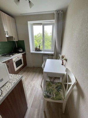 Продам однокомнатную (1-комн.) квартиру, Гагарина ул, 26, Симферополь г