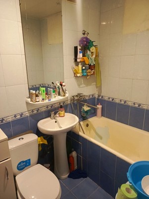 Продам однокомнатную (1-комн.) квартиру, Гагарина ул, 26, Симферополь г