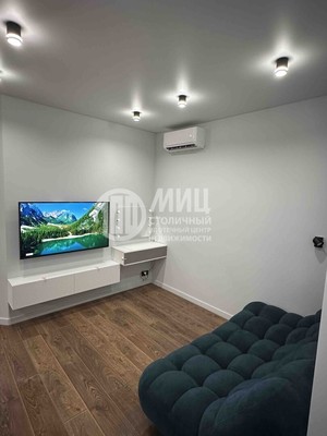 Продам однокомнатную (1-комн.) квартиру, Сколковское ш, 40к1, Москва г