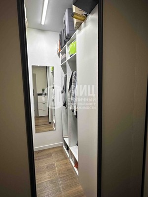 Продам однокомнатную (1-комн.) квартиру, Сколковское ш, 40к1, Москва г