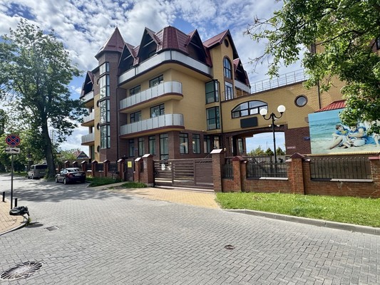 Продам участок 9,95 соток, ИЖС, Гагарина ул, 9А, Зеленоградск г, 0 км от города