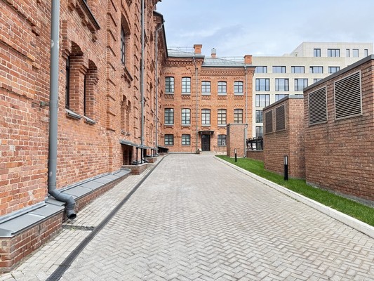 Продам двухкомнатную (2-комн.) квартиру, Садовническая ул, 57, Москва г