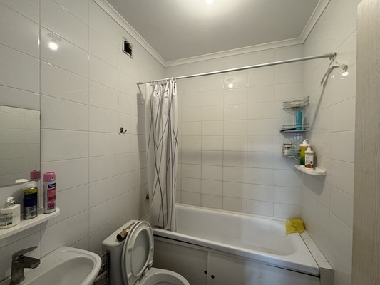 Продам трехкомнатную (3-комн.) квартиру, Сосновая ул, 1к3, Котельники г