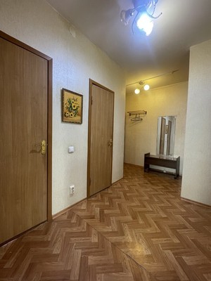 Продам двухкомнатную (2-комн.) квартиру, Ангарская ул, 45к3, Москва г