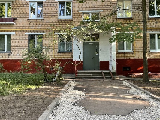 Продам однокомнатную (1-комн.) квартиру, Черницынский проезд, 6к1, Москва г