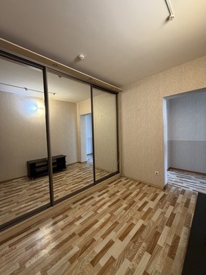 Продам однокомнатную (1-комн.) квартиру, им. Калинина ул, 13к63, Краснодар г