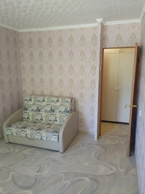 Продам двухкомнатную (2-комн.) квартиру, Баумана ул, 14, Алексин г
