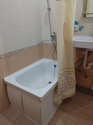 Продам двухкомнатную (2-комн.) квартиру, Баумана ул, 14, Алексин г