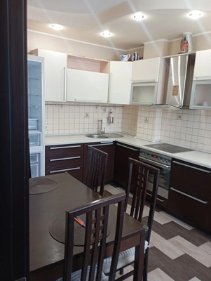 Продам трехкомнатную (3-комн.) квартиру, Батурина ул, 19, Красноярск г