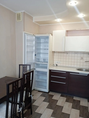 Продам трехкомнатную (3-комн.) квартиру, Батурина ул, 19, Красноярск г