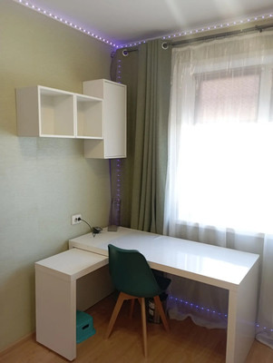 Продам трехкомнатную (3-комн.) квартиру, Батурина ул, 19, Красноярск г