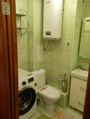 Продам трехкомнатную (3-комн.) квартиру, Батурина ул, 19, Красноярск г