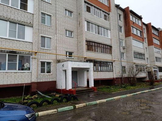 Продам трехкомнатную (3-комн.) квартиру, Звездная ул, 16, Йошкар-Ола г