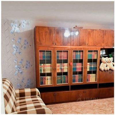Продам трехкомнатную (3-комн.) квартиру, Звездная ул, 16, Йошкар-Ола г