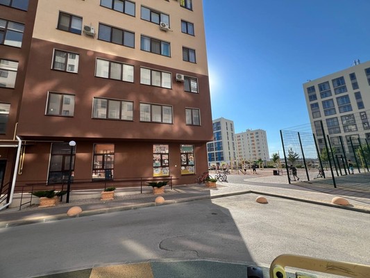 Продам однокомнатную (1-комн.) квартиру, Парковая ул, 1к1, Белоглинка с
