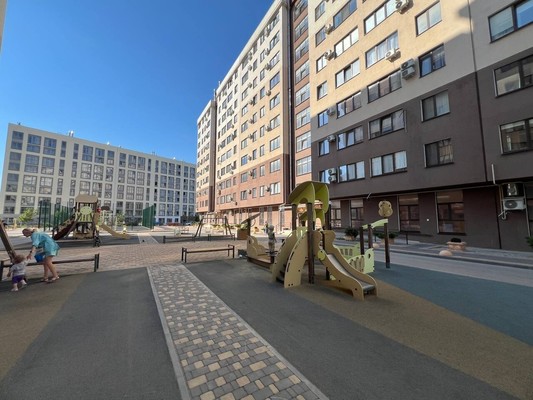 Продам однокомнатную (1-комн.) квартиру, Парковая ул, 1к1, Белоглинка с