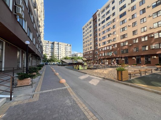 Продам однокомнатную (1-комн.) квартиру, Парковая ул, 1к1, Белоглинка с