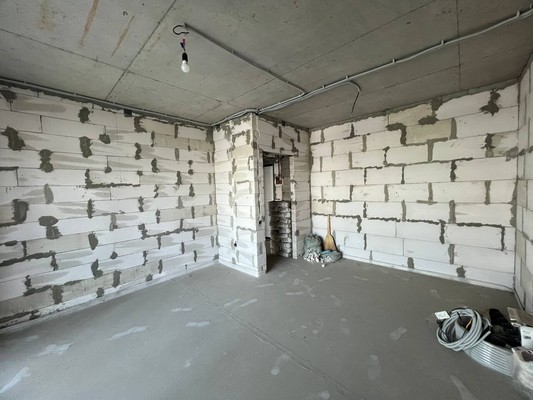 Продам однокомнатную (1-комн.) квартиру, Парковая ул, 1к1, Белоглинка с