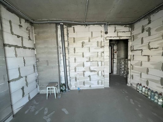 Продам однокомнатную (1-комн.) квартиру, Парковая ул, 1к1, Белоглинка с