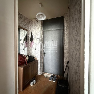 Продам двухкомнатную (2-комн.) квартиру, Астрадамская ул, 5, Москва г