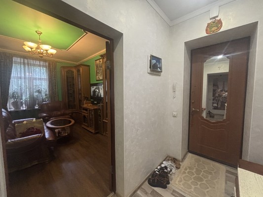 Продам трехкомнатную (3-комн.) квартиру, Соловьева ул, 14, Пермь г
