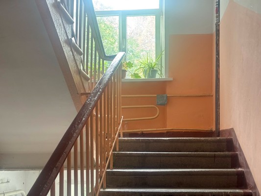 Продам трехкомнатную (3-комн.) квартиру, Соловьева ул, 14, Пермь г