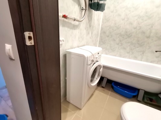 Сдам однокомнатную (1-комн.) квартиру, Интернациональная ул, 35б, Липецк г