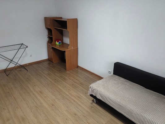 Сдам двухкомнатную (2-комн.) квартиру, Севастьянова ул, 30, Колпино г
