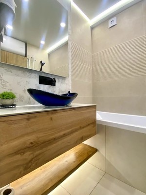 Продам трехкомнатную (3-комн.) квартиру, Бондаренко ул, 34, Казань г